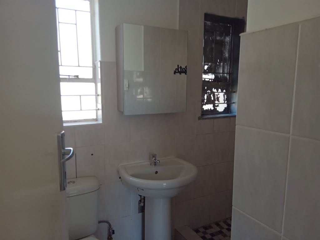 3 Bed House in Boksburg Central photo number 18