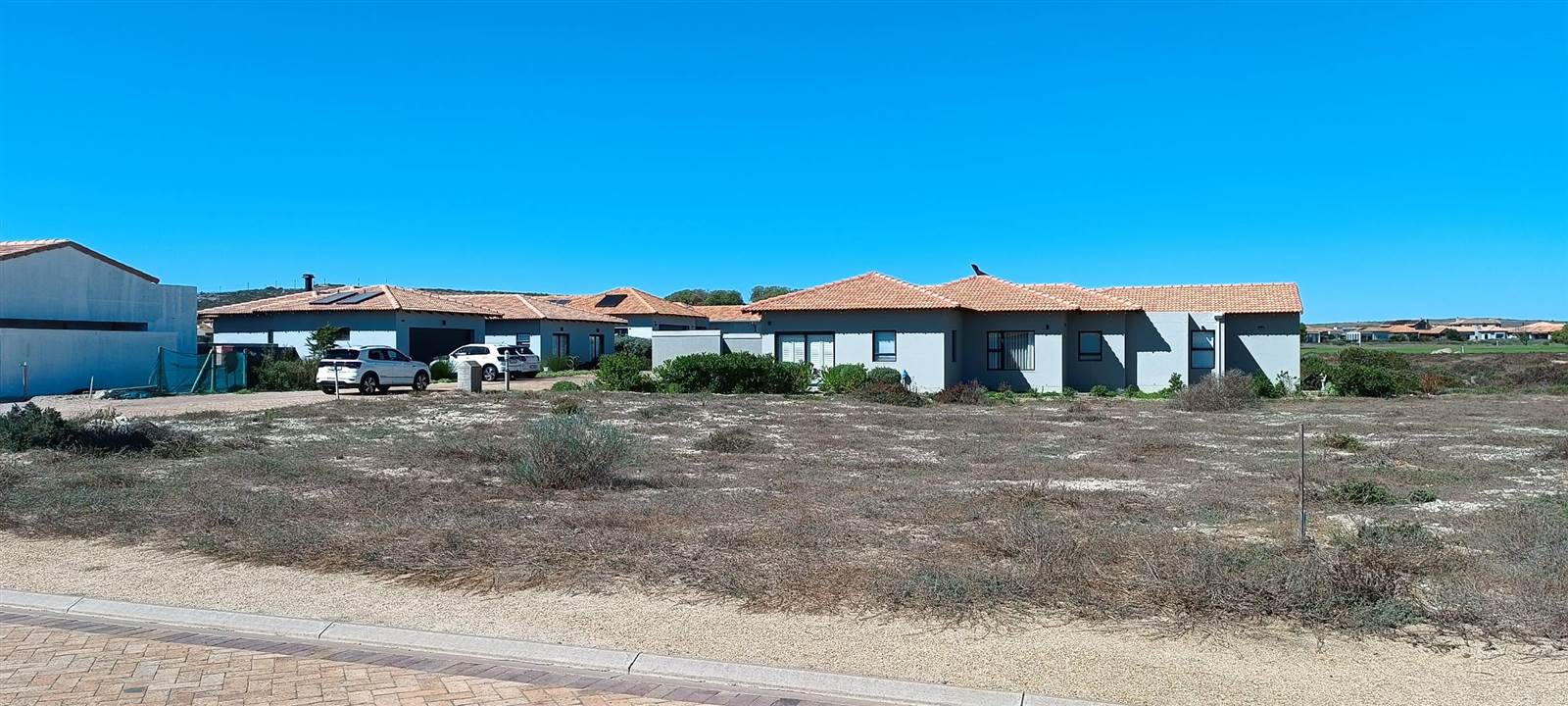 896 m² Land available in Langebaan Country Estate photo number 4
