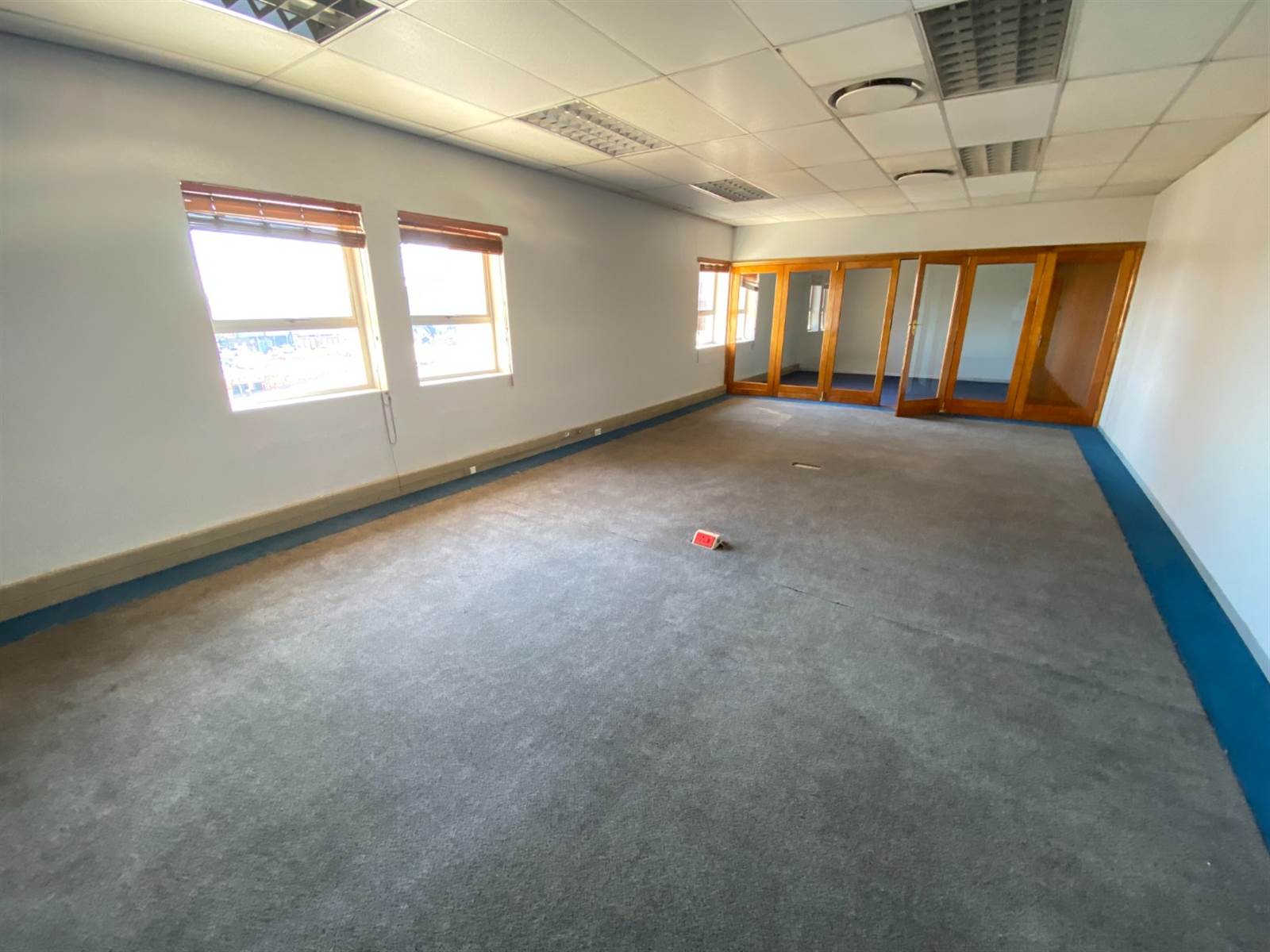 1000  m² Commercial space in Sunninghill photo number 12