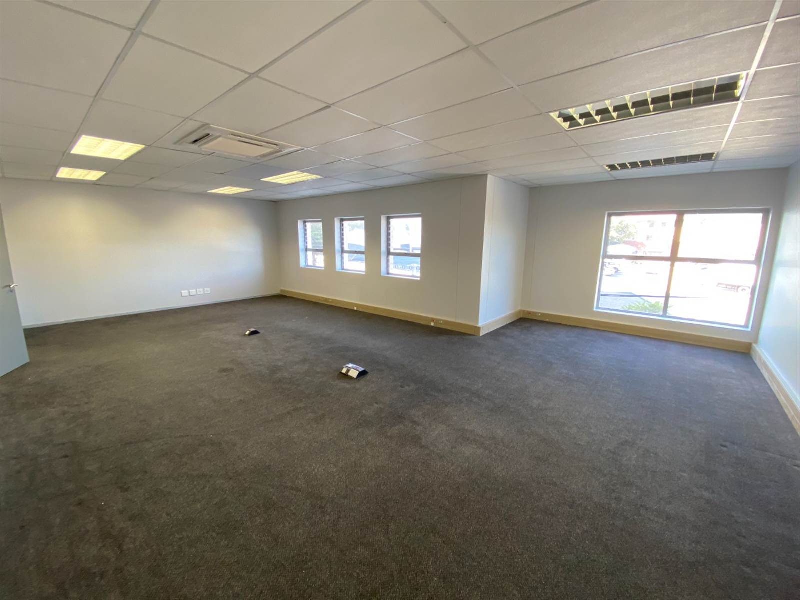 1000  m² Commercial space in Sunninghill photo number 7