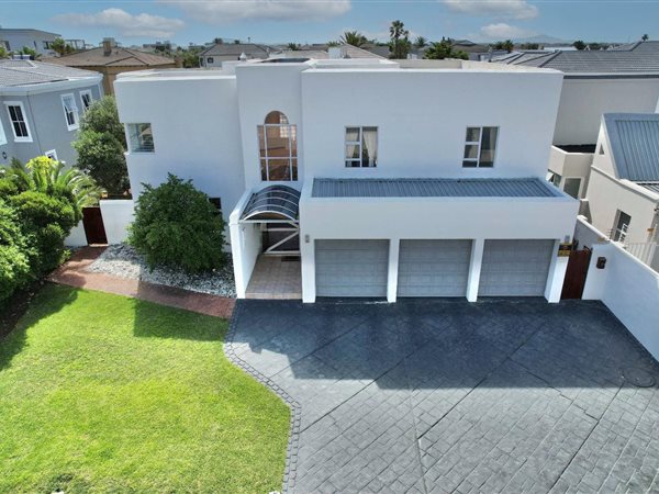4 Bed House in Sunset Beach