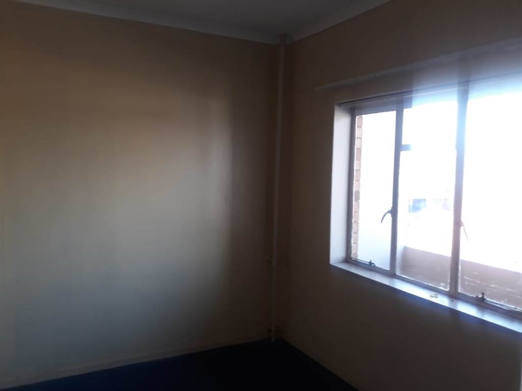 1 Bed Apartment in Boksburg Central photo number 19