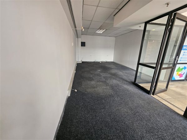 29  m² Commercial space