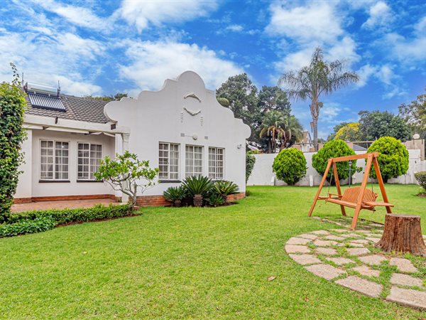 4 Bedroom House 4 Bedroom House