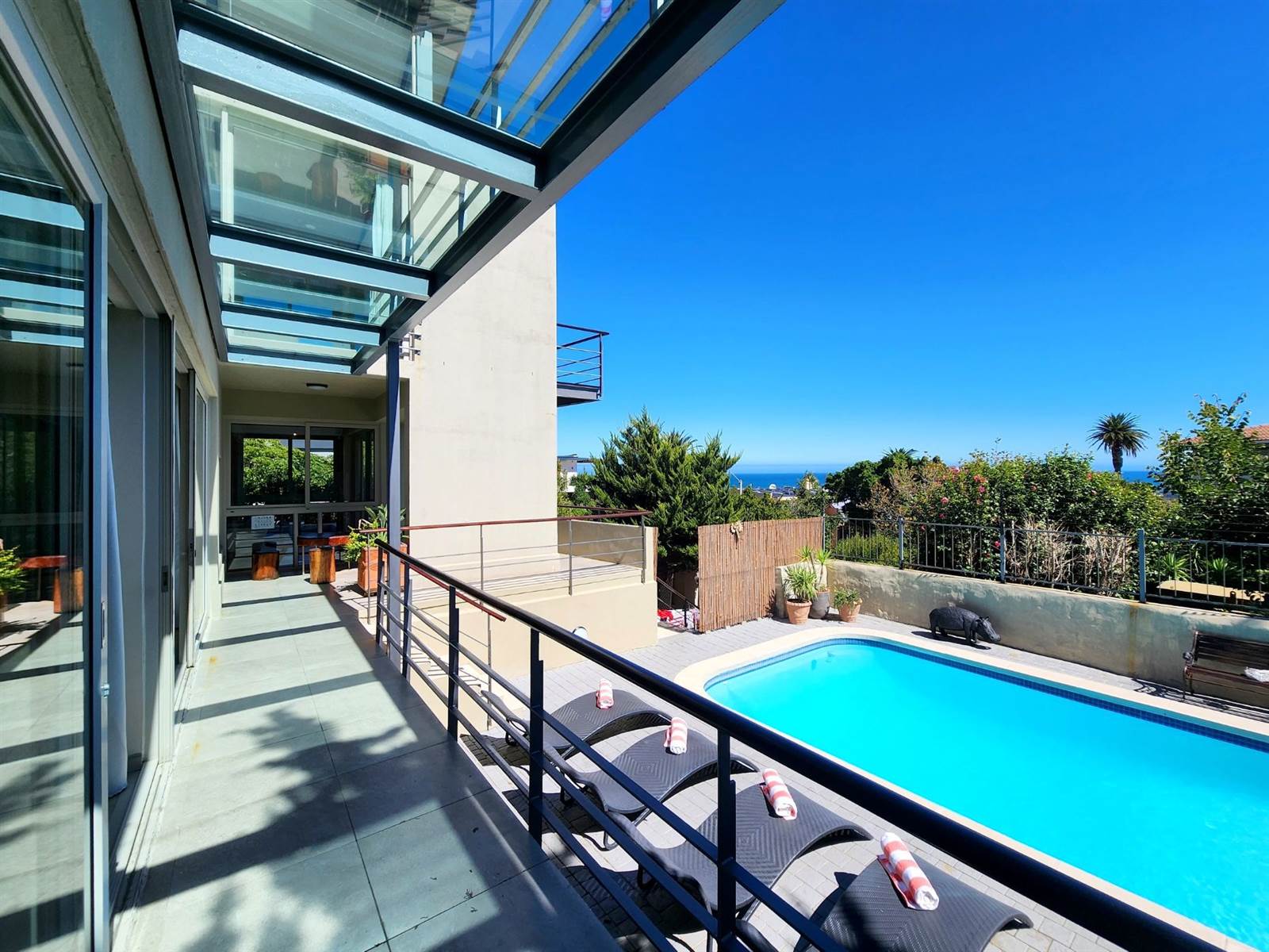 5 Bed House in Camps Bay photo number 17