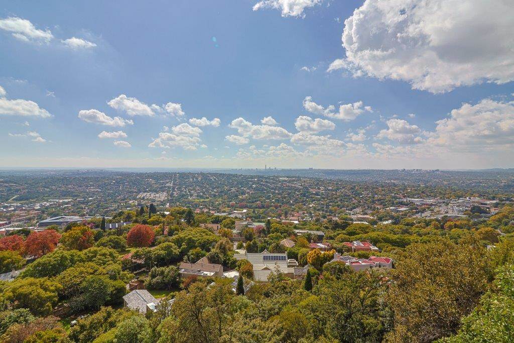 2 Bed Apartment in Northcliff photo number 26