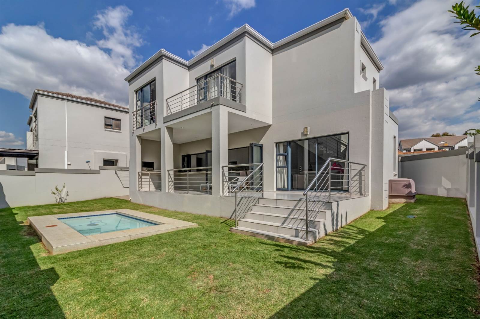 3 Bed House in Lonehill photo number 22