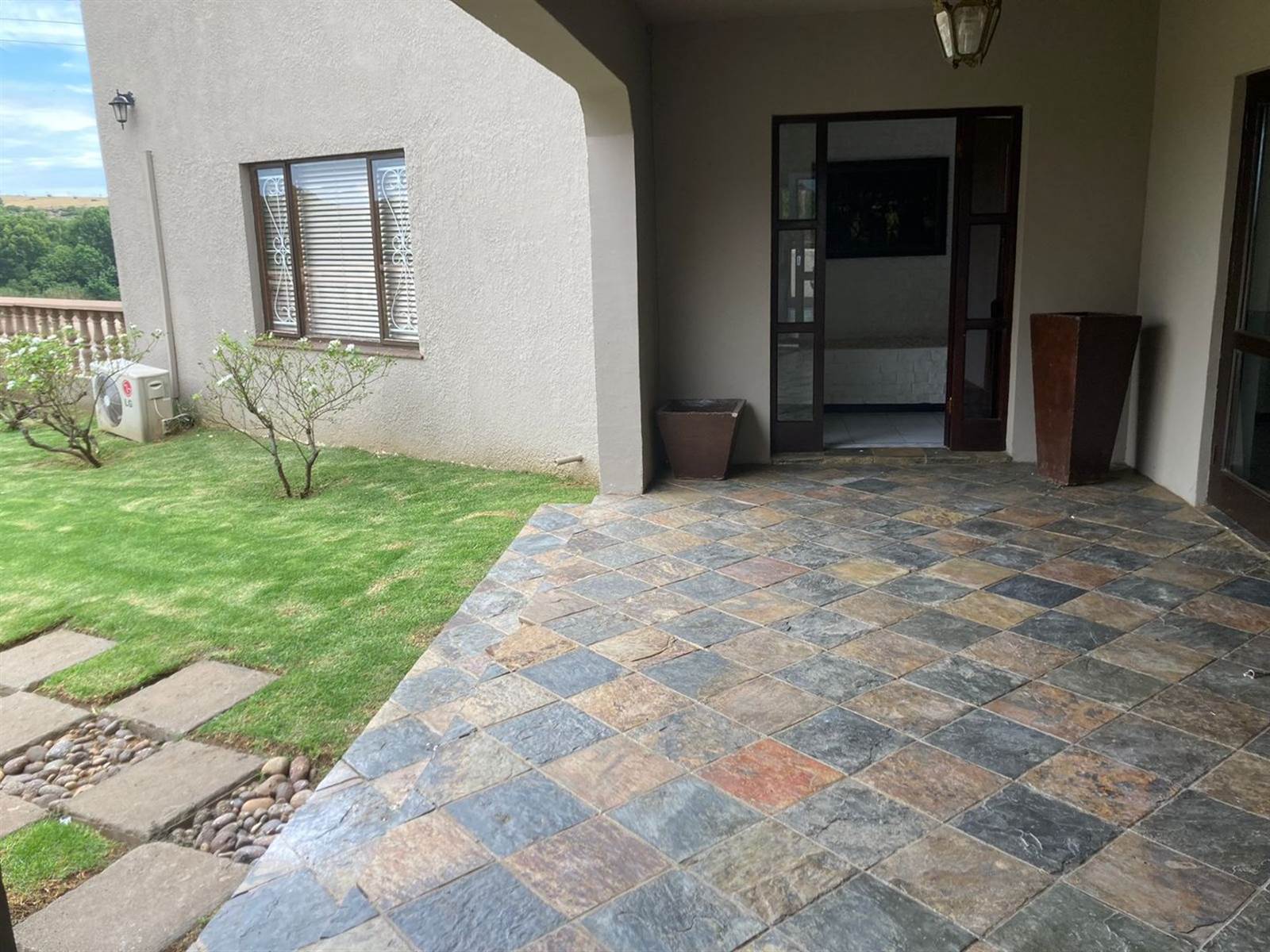 5 Bed House in Aliwal North photo number 12