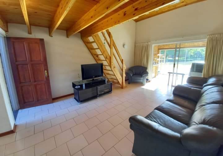 3 Bed Townhouse in Vaal Marina photo number 11