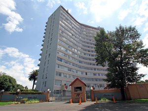 2 Bed Flat in Denlee