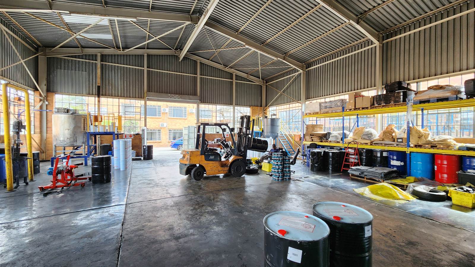 580  m² Industrial space in Eastleigh photo number 4