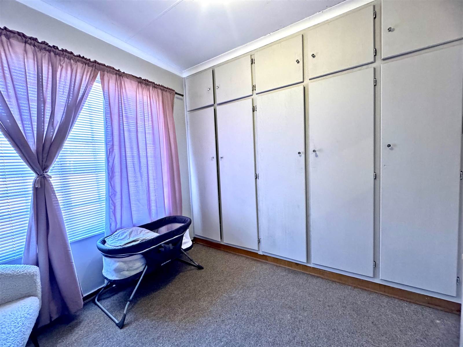 2 Bed Townhouse in Bloemfontein photo number 14