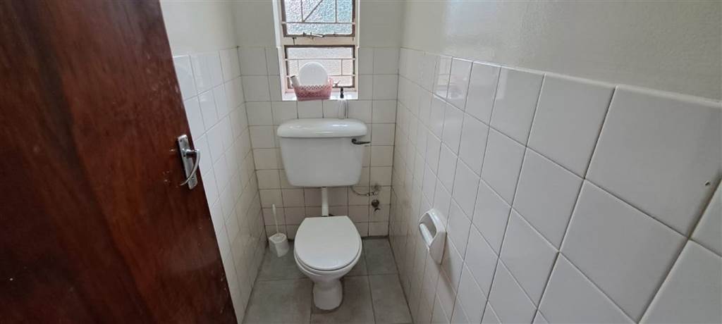 3 Bed House in Phalaborwa photo number 10