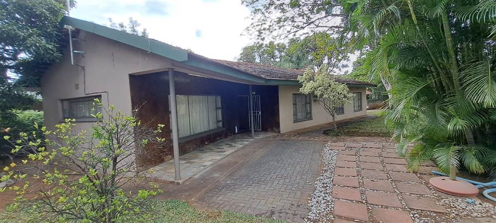 3 Bed House in Phalaborwa photo number 13