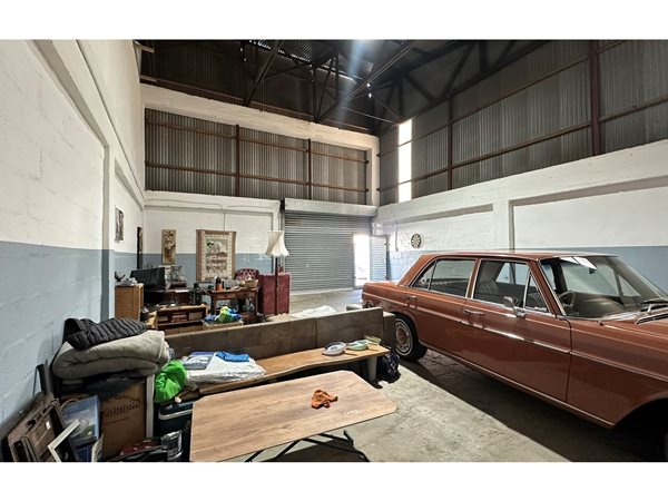 75 m² Commercial space 75 m² Commercial space