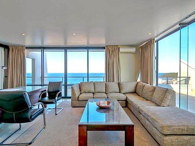 4 Bed Apartment in Point Waterfront photo number 11