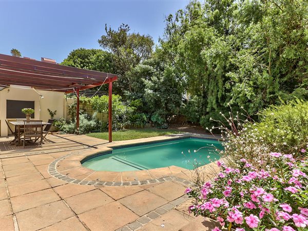 4 Bed House in Wynberg Upper