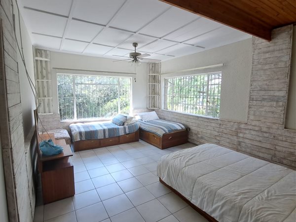 2 Bed Apartment in Hartzenbergfontein