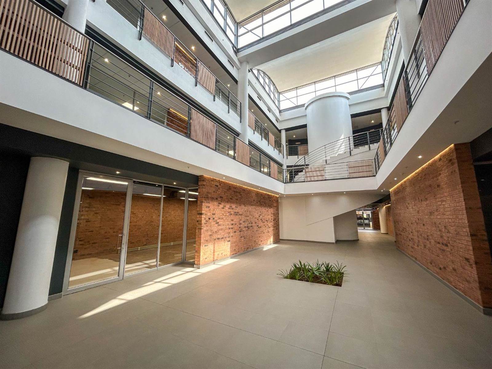 74.29  m² Office Space in Umhlanga Rocks photo number 3