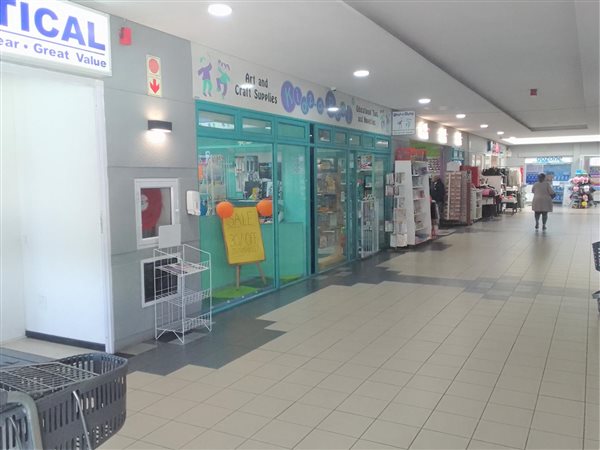 121  m² Retail Space