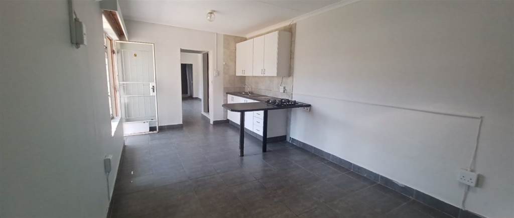 3 Bed House in Potchefstroom Central photo number 25