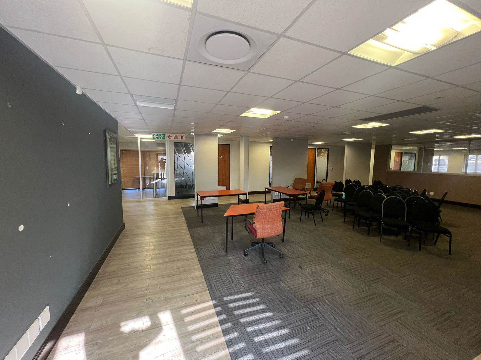 649  m² Commercial space in Rivonia photo number 20