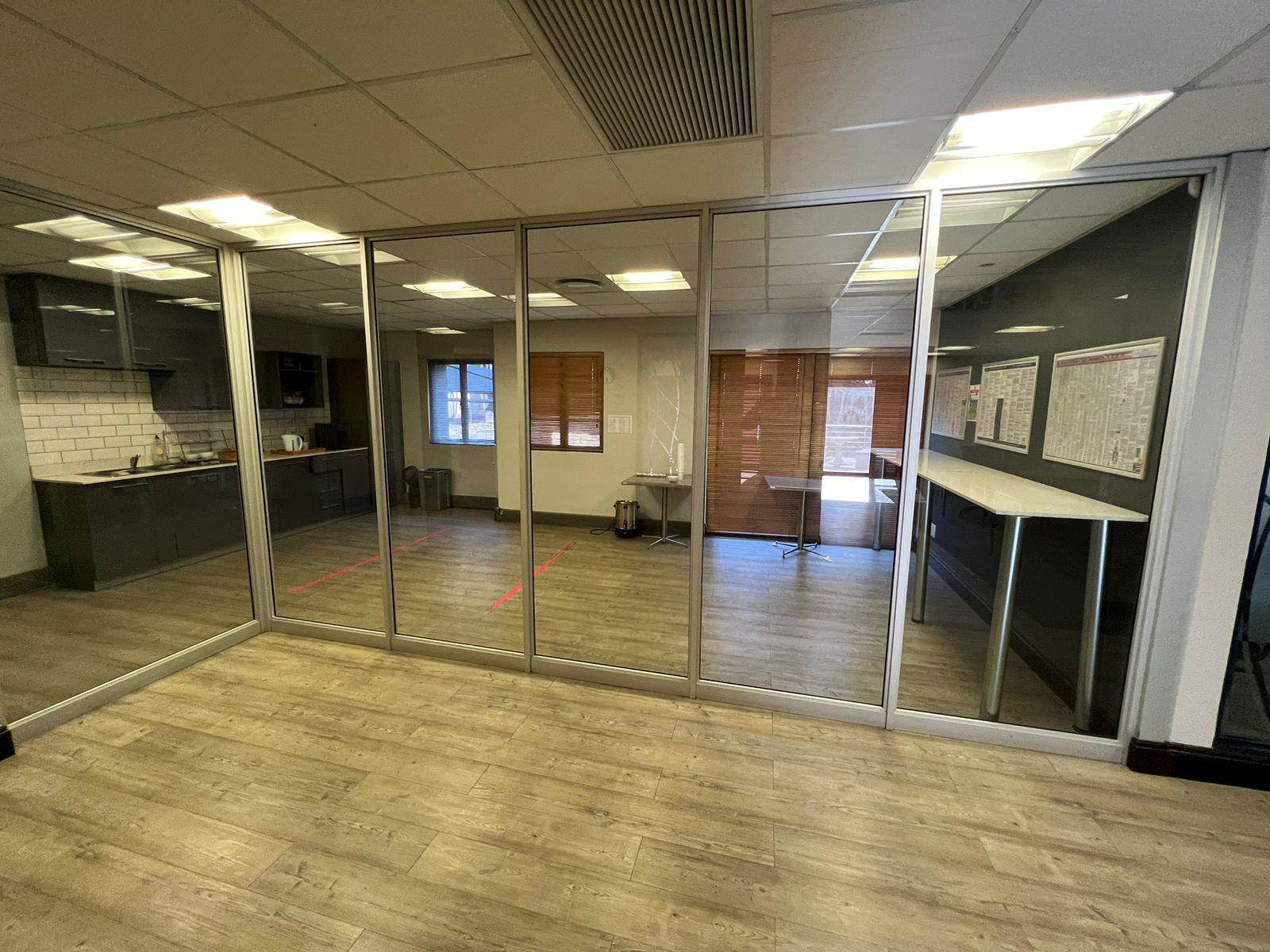 649  m² Commercial space in Rivonia photo number 6