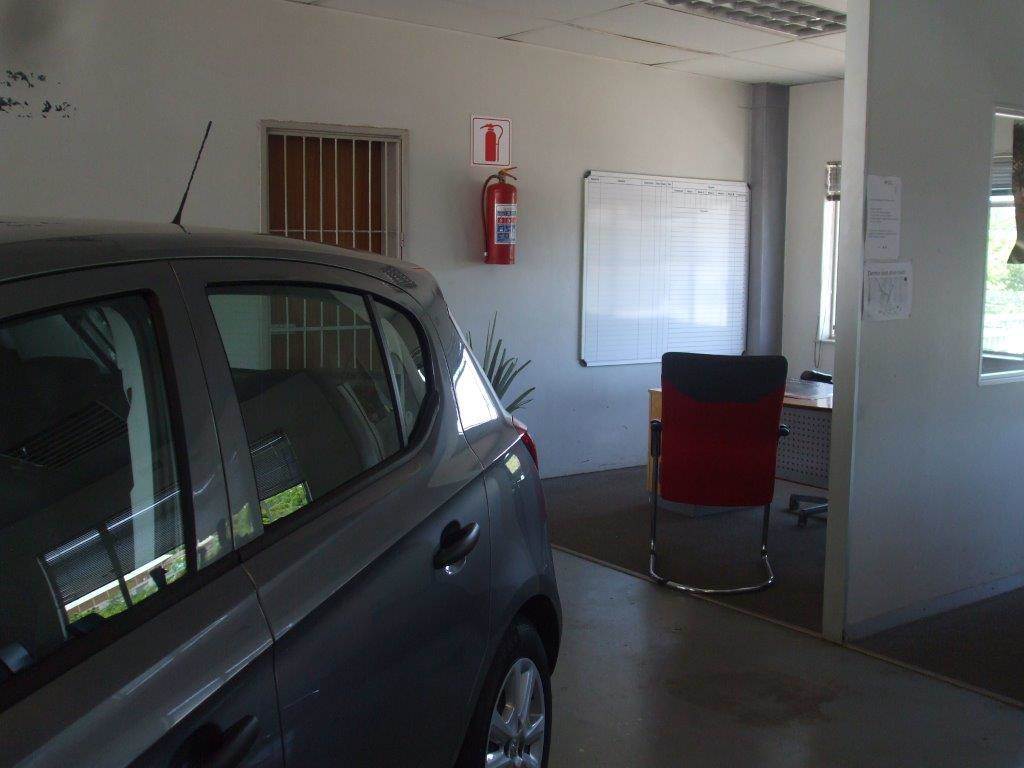 1250  m² Commercial space in Lydenburg photo number 12
