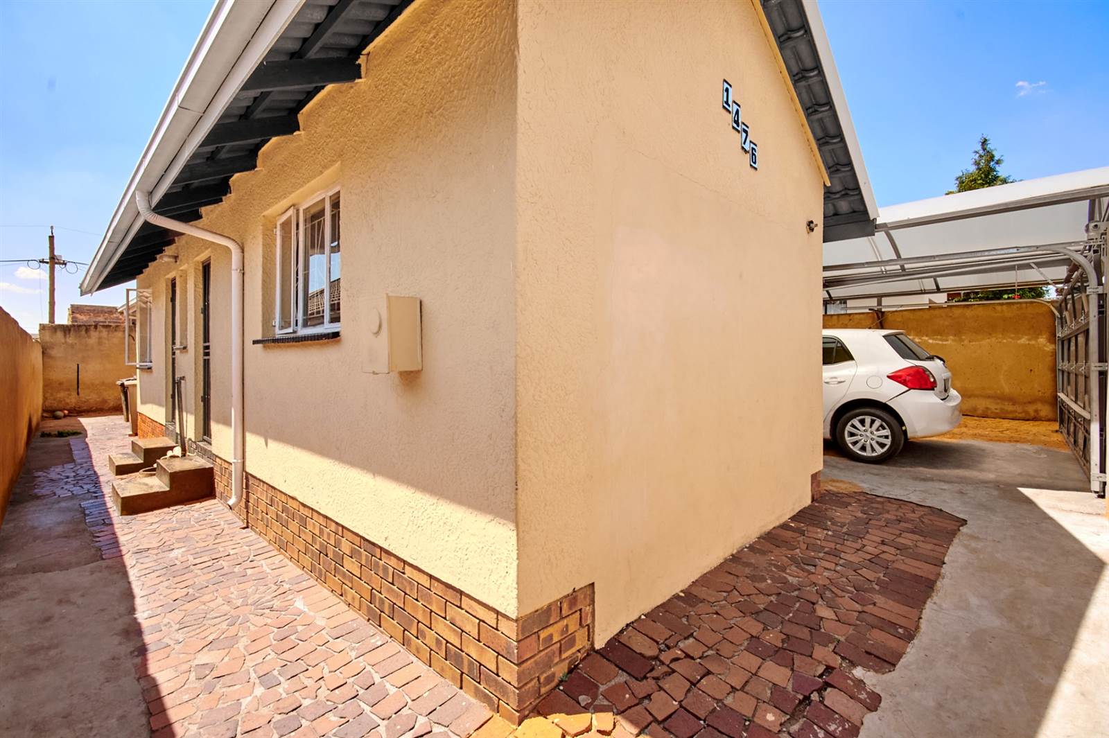 3 Bed House in Protea North photo number 10