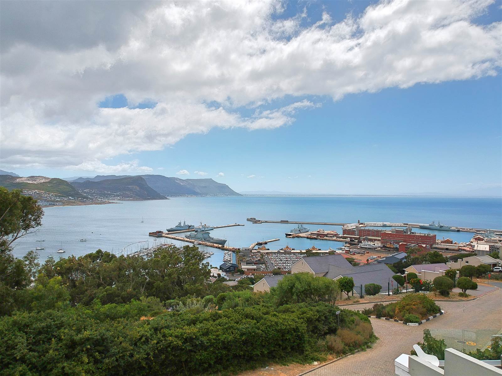 629 m² Land available in Simons Town photo number 1