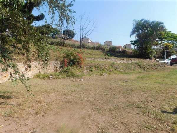 716 m² Land