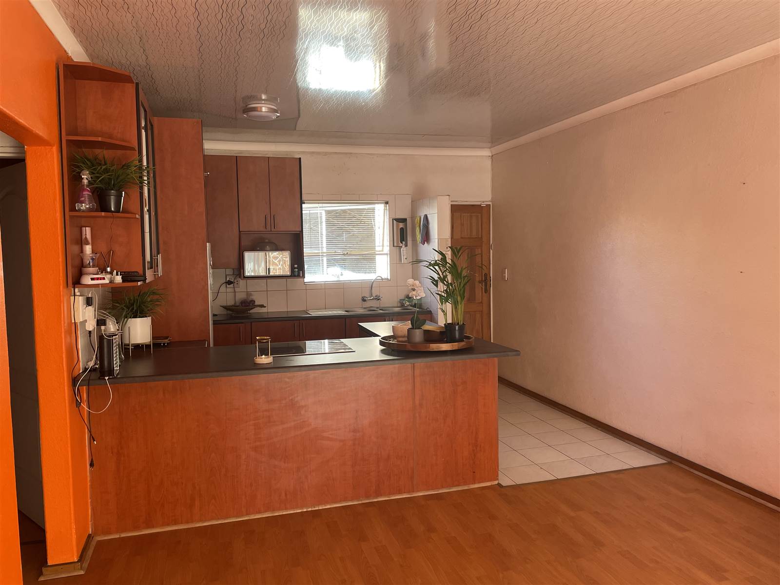 2 Bed Townhouse in Bloemfontein photo number 3
