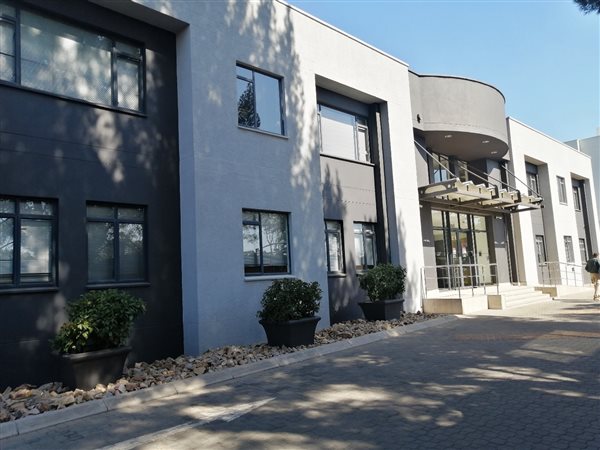1 207 m² Commercial space 1 207 m² Commercial space