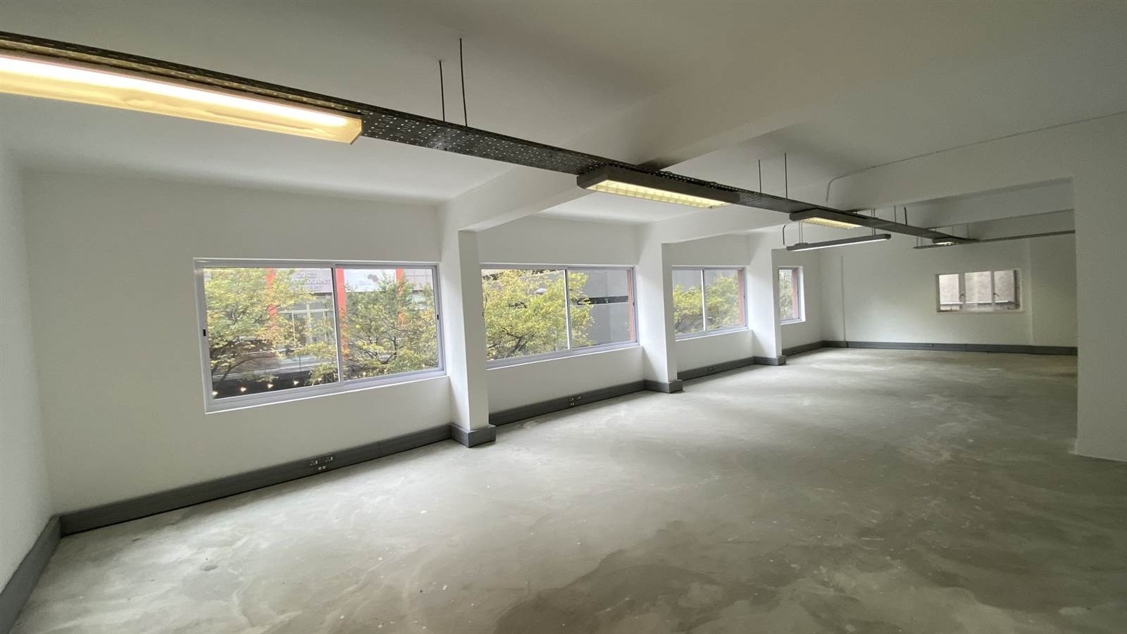 372  m² Commercial space in Cape Town City Centre photo number 5