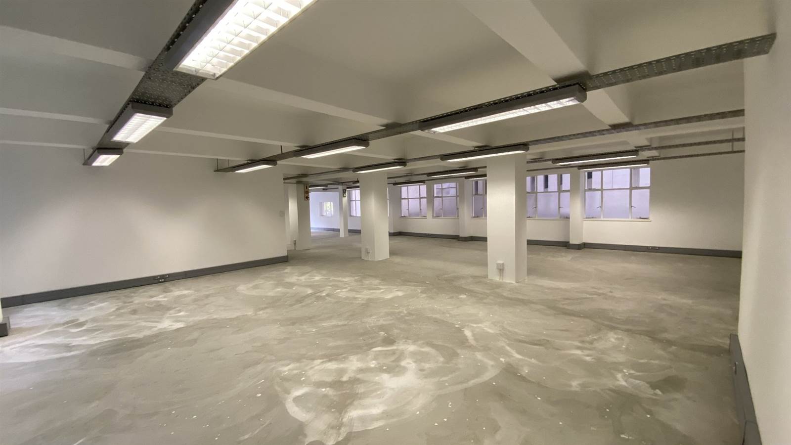 372  m² Commercial space in Cape Town City Centre photo number 7
