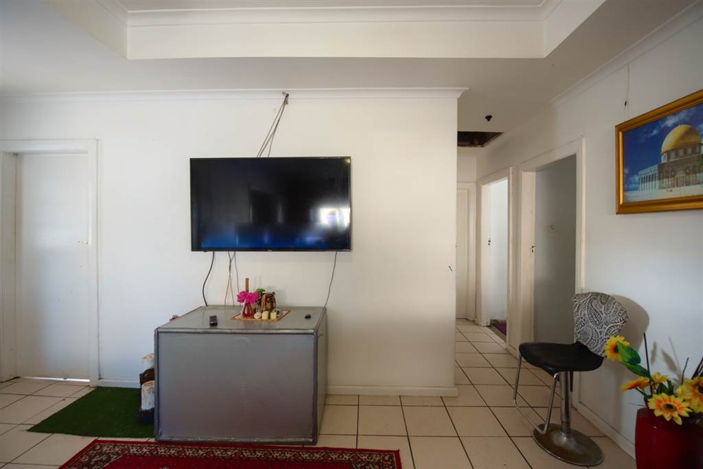 3 Bed House in Parow Valley photo number 19