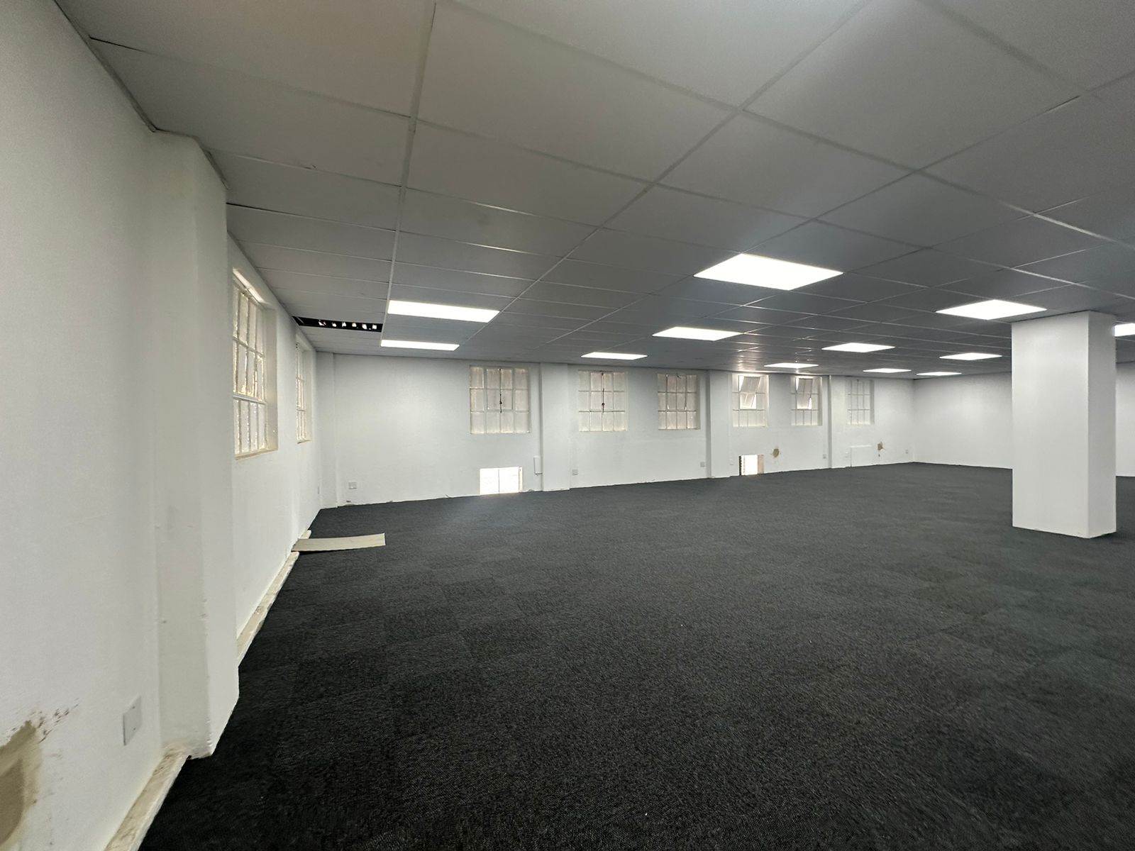 146  m² Commercial space in New Redruth photo number 3