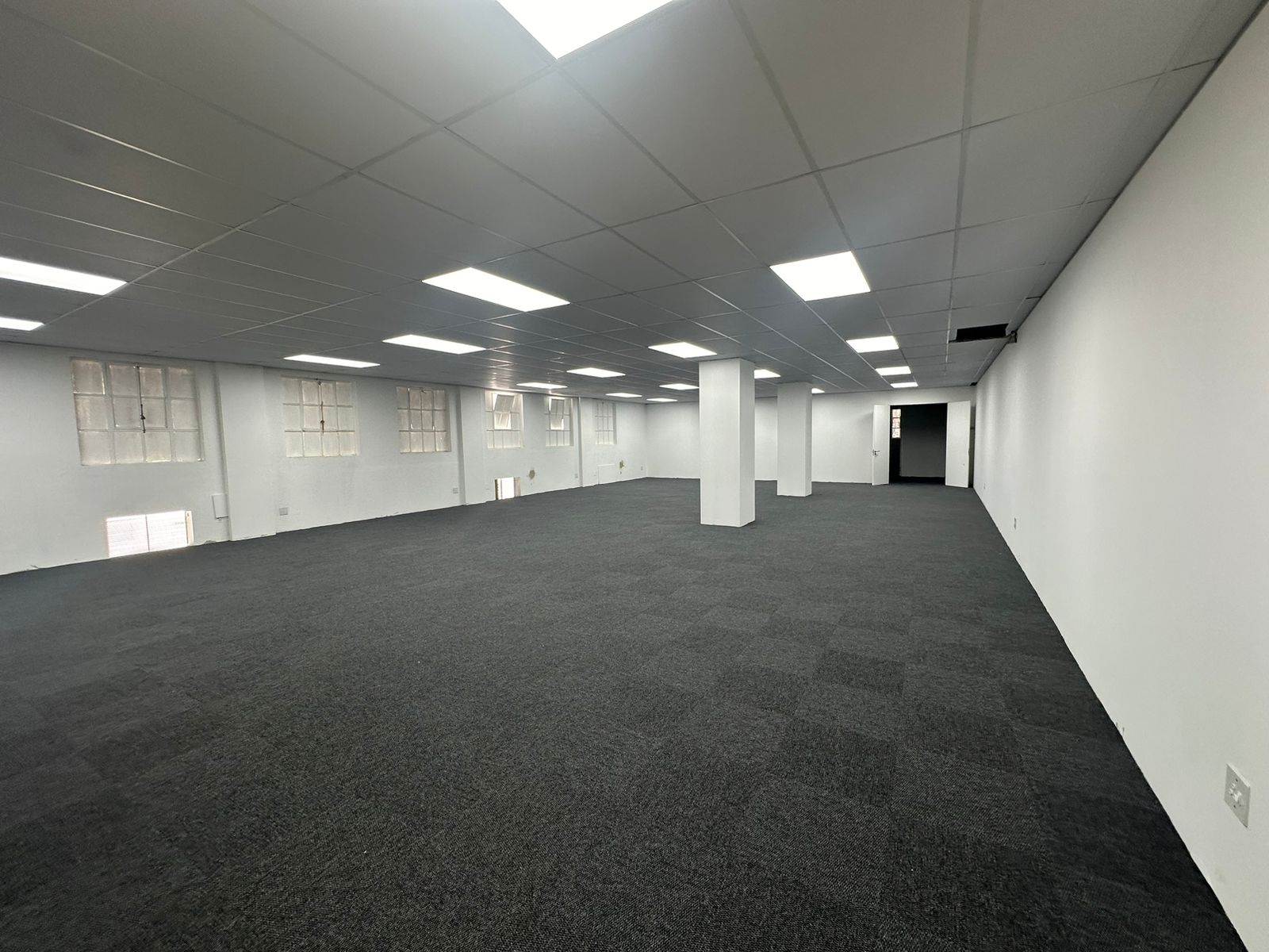 146  m² Commercial space in New Redruth photo number 4