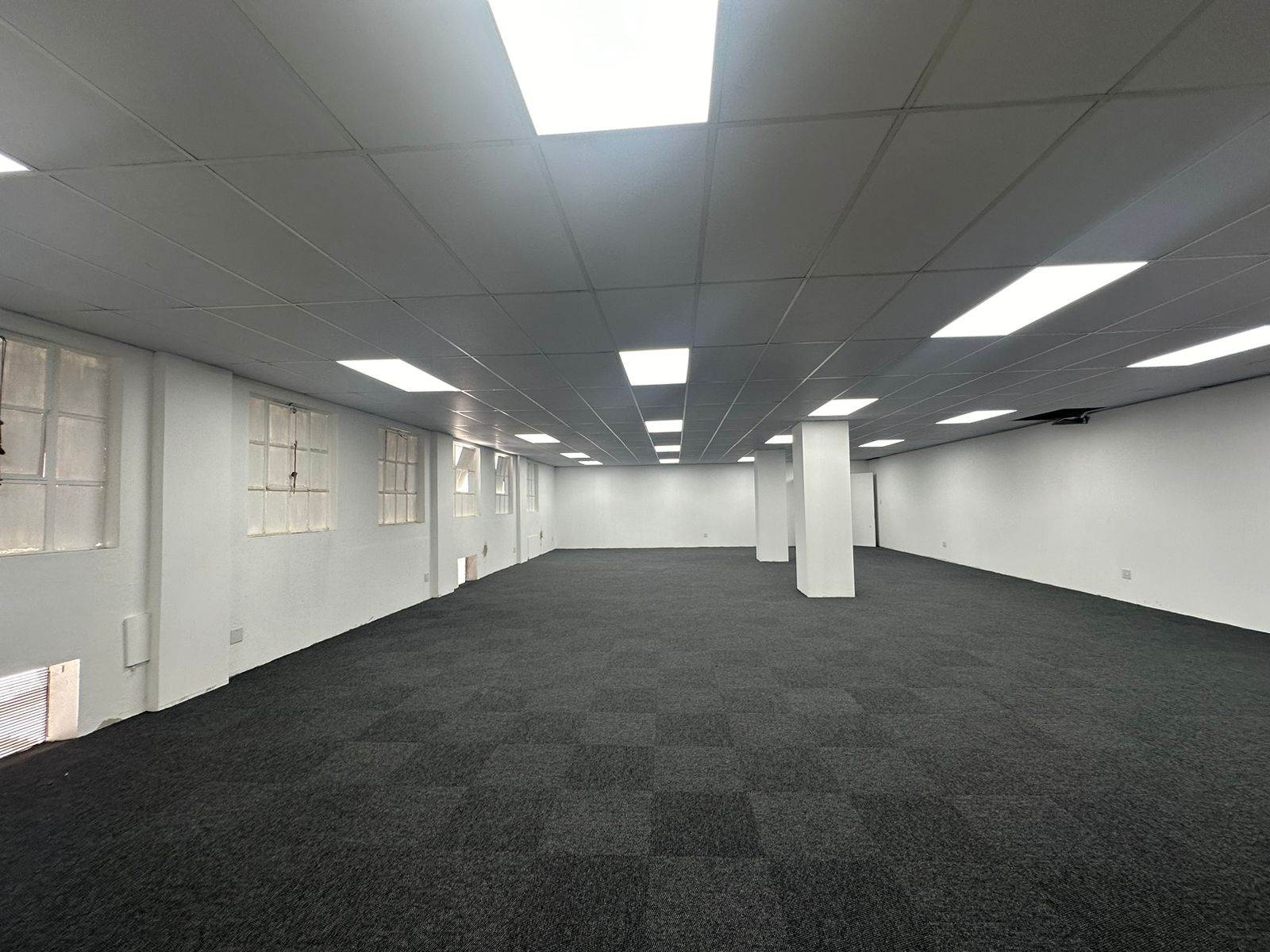146  m² Commercial space in New Redruth photo number 9