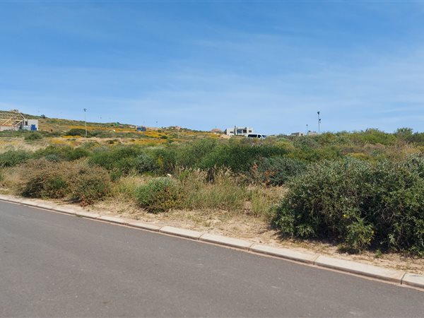 368 m² Land