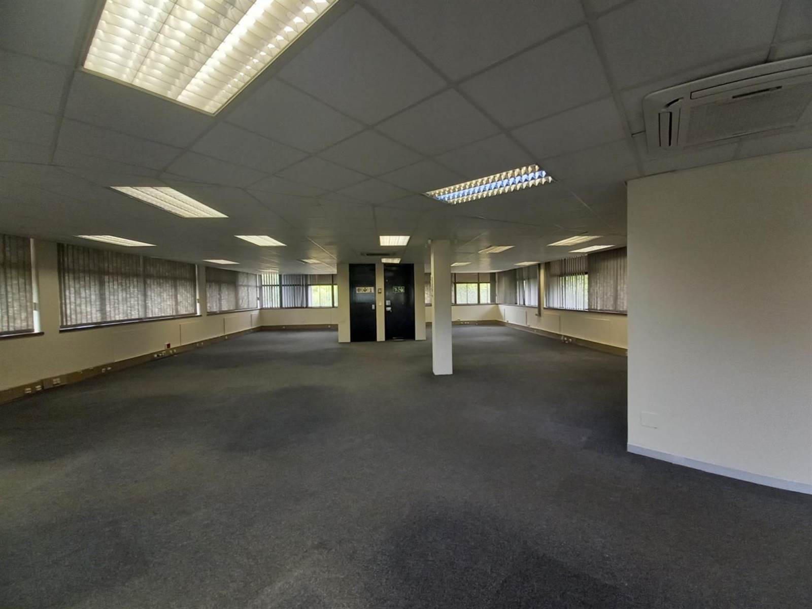 545  m² Office Space in Centurion CBD photo number 8
