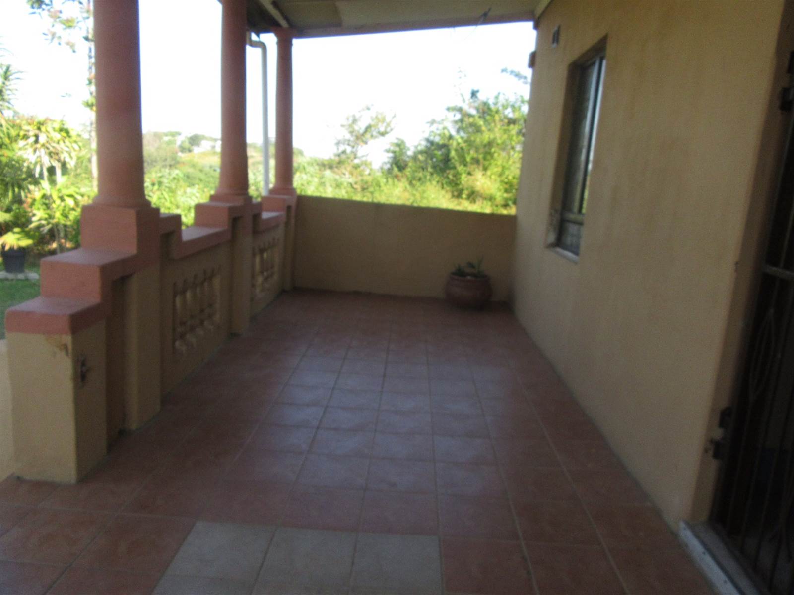 3 Bed House in Umzinto photo number 17