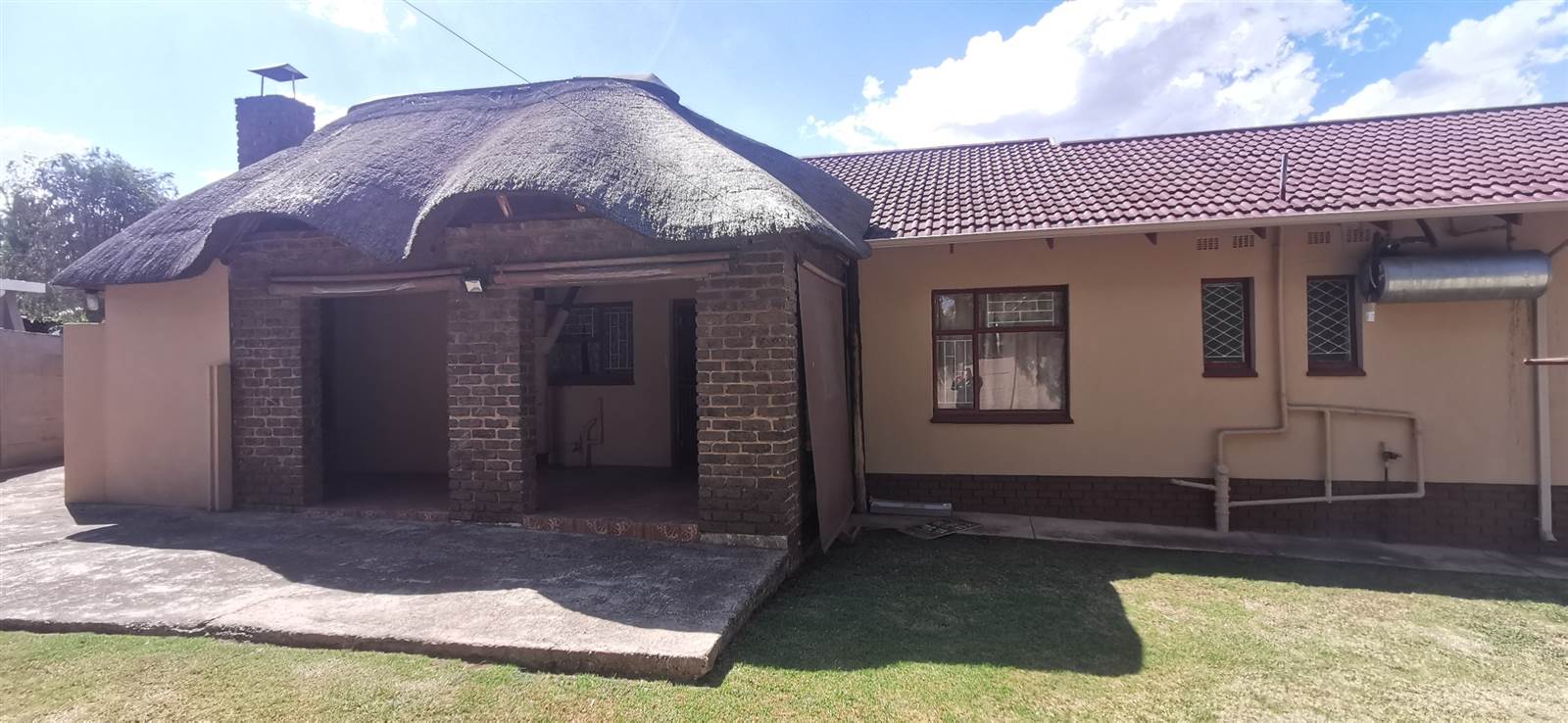 4 Bed House in Rensburg photo number 17