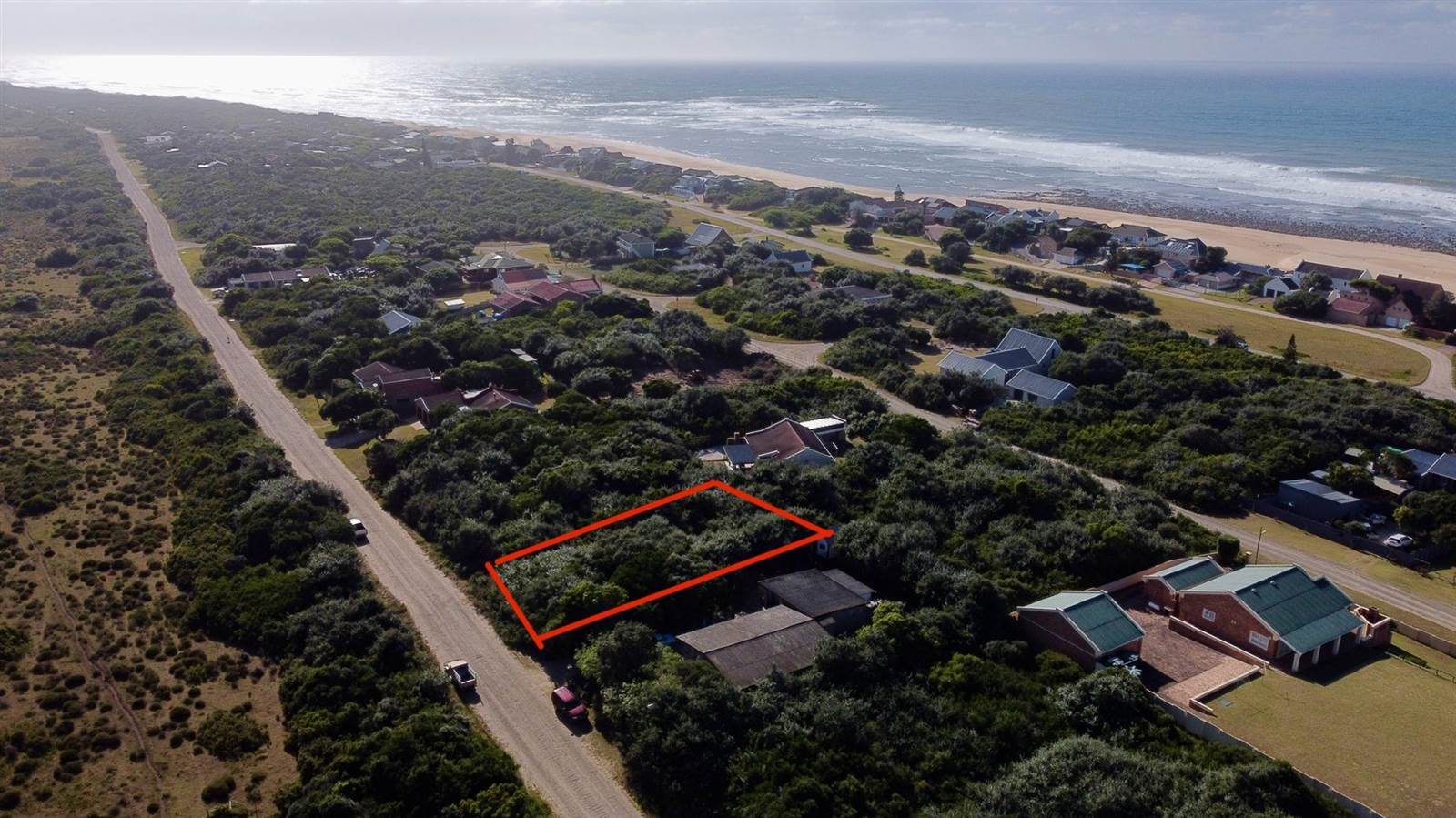 880 m² Land available in Cannon Rocks photo number 9