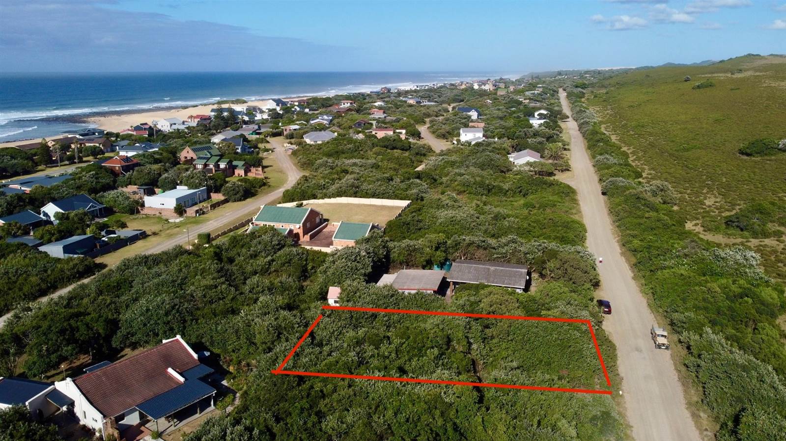 880 m² Land available in Cannon Rocks photo number 6