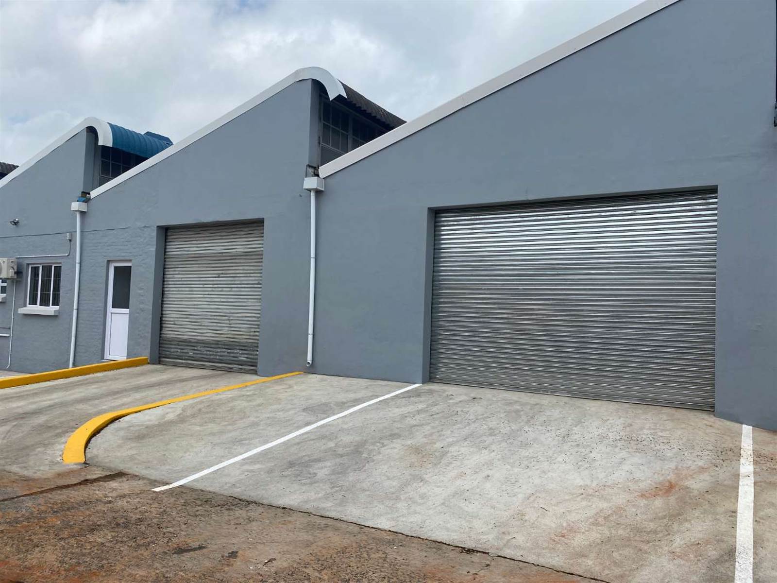 548.88  m² Industrial space in Pinetown Central photo number 1