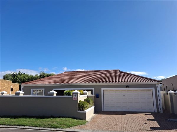 4 Bedroom House 4 Bedroom House