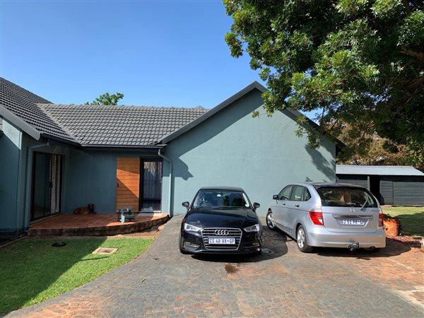 2 Bedroom House 2 Bedroom House