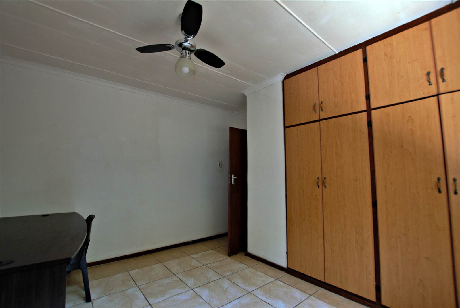 2 Bed Townhouse in Umkomaas photo number 13