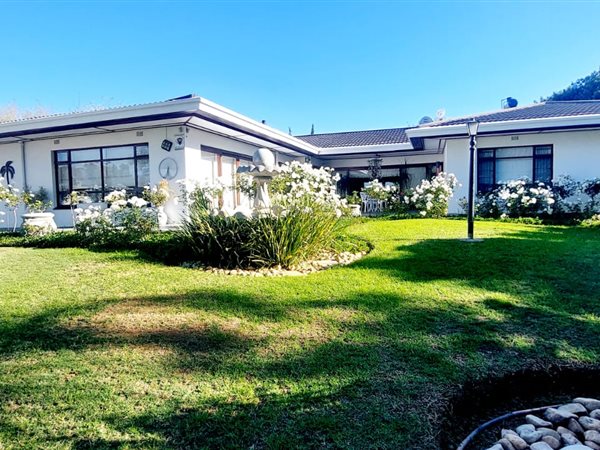 3 Bedroom House 3 Bedroom House